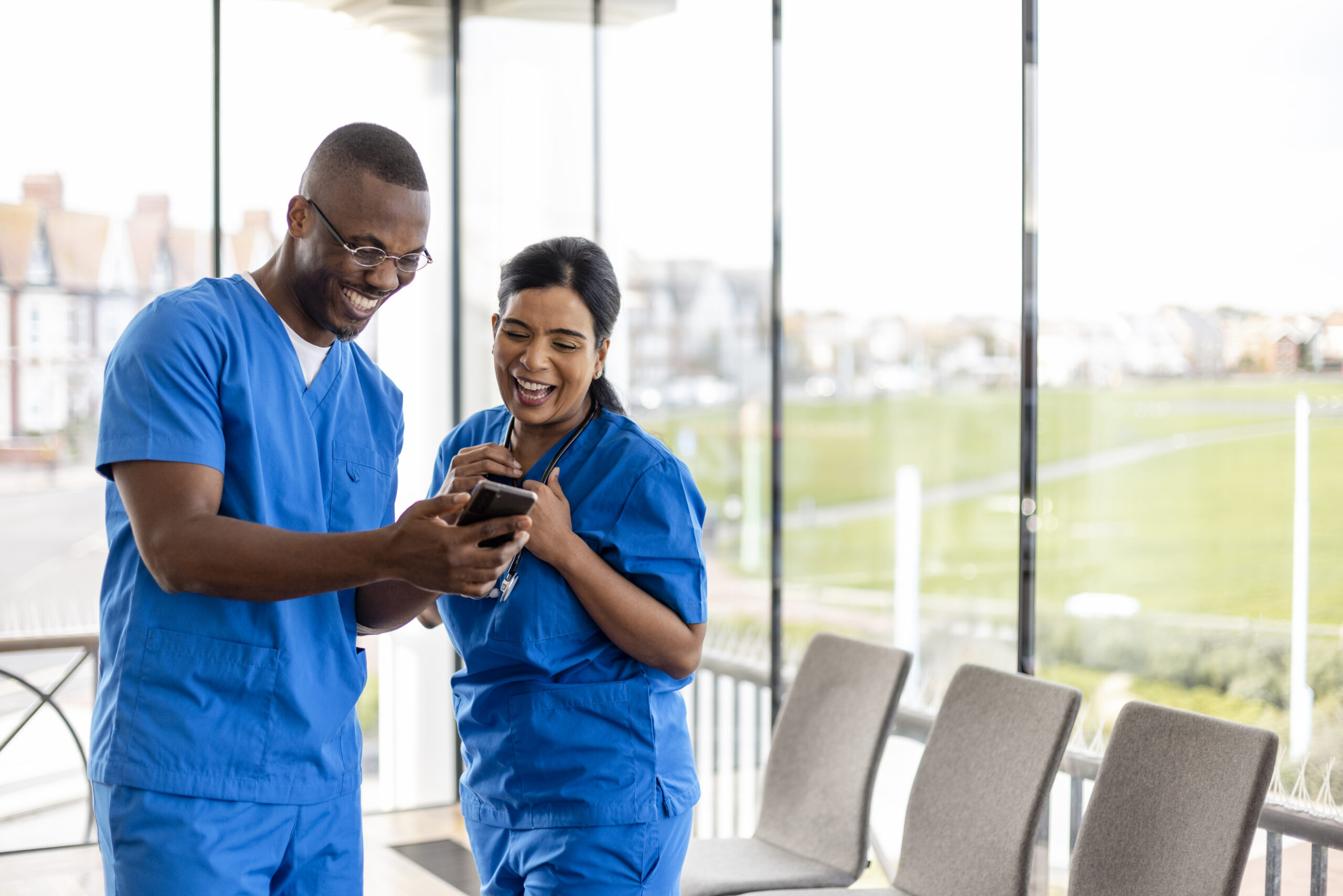 Poor workplace relationships in healthcare settings can have several negative impacts on healthcare professionals’ mental health, job satisfaction, and patient care. Here’s how to build, maintain, and repair professional relationships among healthcare professionals.