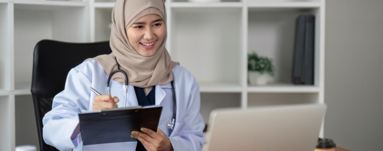 What’s the difference between paid market research opportunities, like paid medical surveys, and medical consulting opportunities from expert networks for physicians? Here, we break down the key differences to help you decide how best to invest your time when looking to earn extra income in healthcare.