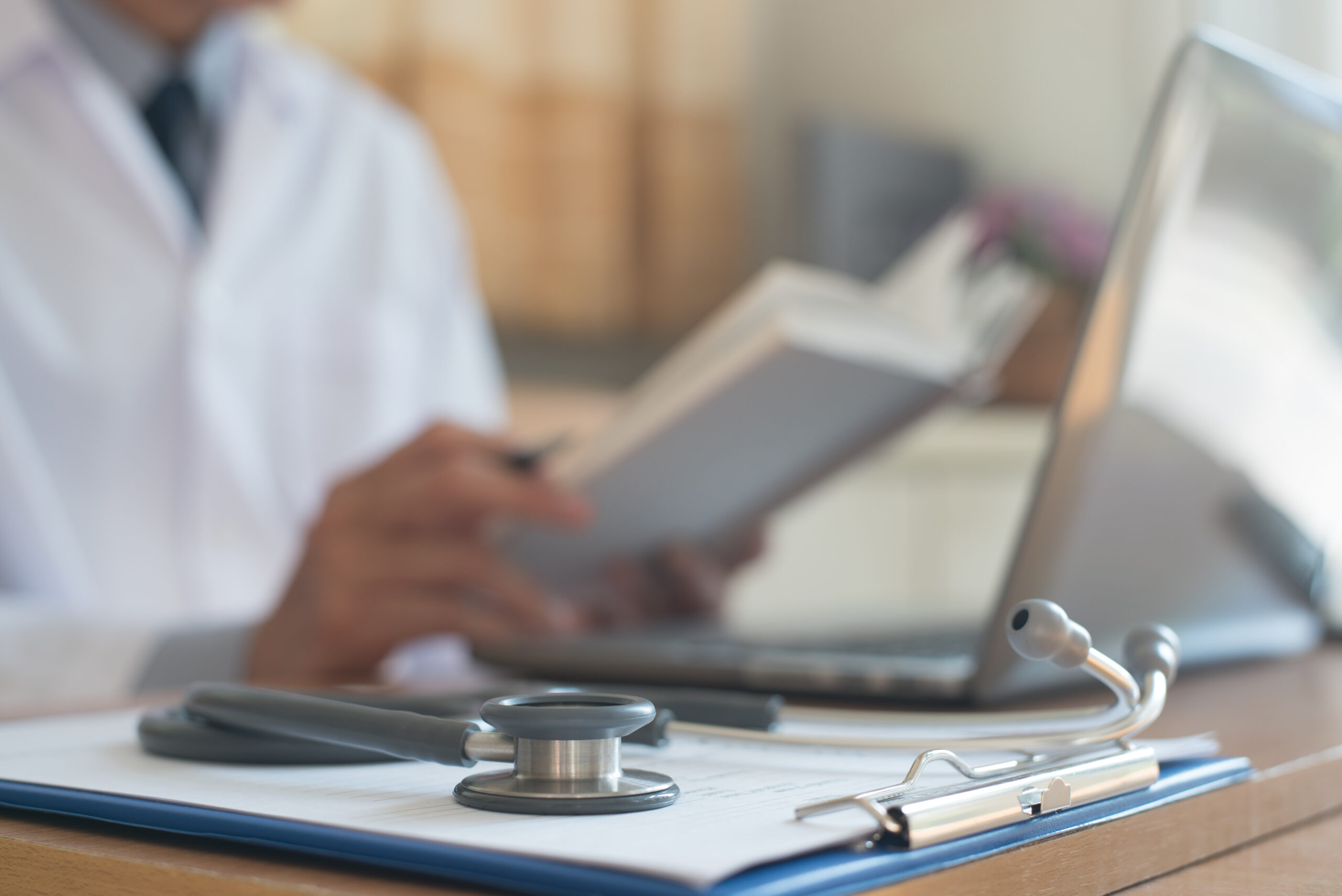 Discover how reflective practice in medicine and self-reflection in medical practice shape better physicians as our panel shares insights from their first medical case paper in the latest M3 Pulse.