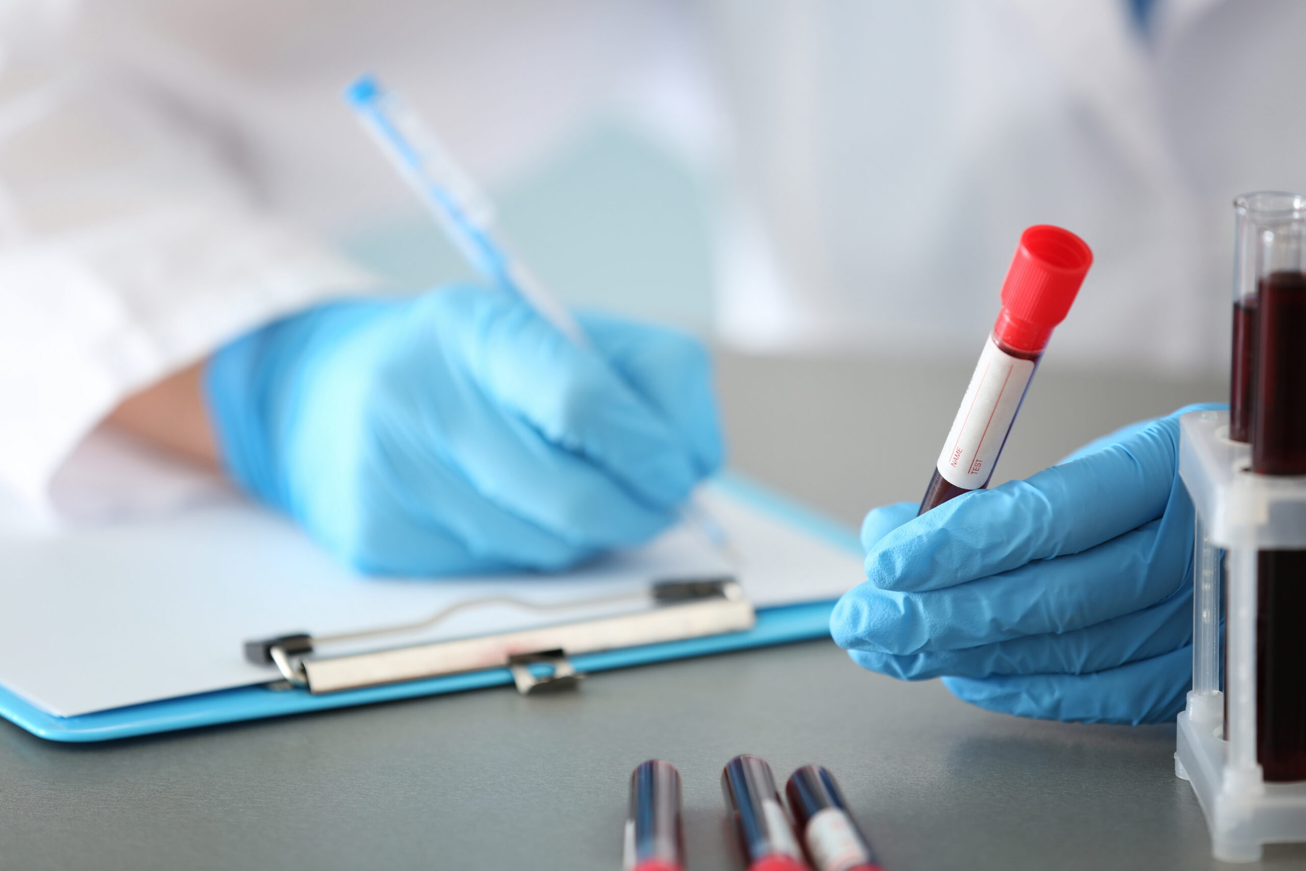 Blood test using dna fragments in bloodstream shows promise for detecting multiple cancers early with improved diagnostic potential