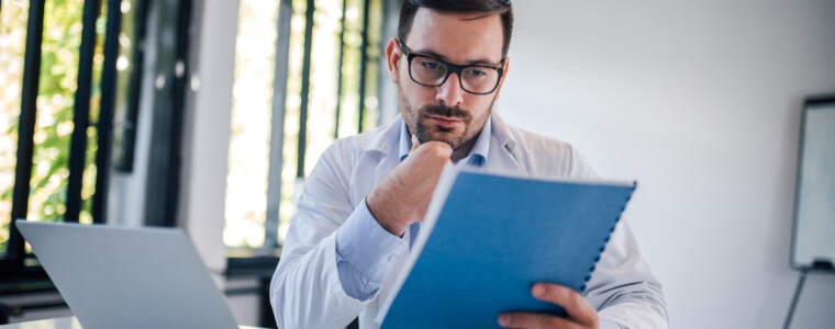 Improve managing workload by setting boundaries in healthcare and mastering saying no at work with clear clinical workload boundaries.