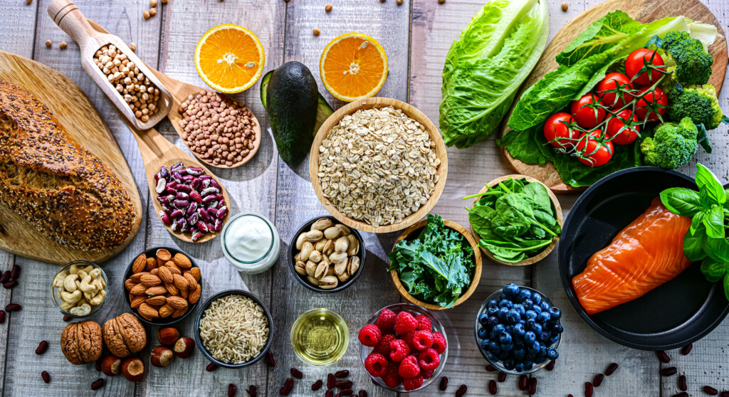 The Baltic Sea Diet, a healthy Nordic Diet, emphasizes whole grains, berries, fish, and rapeseed oil for a balanced healthy dietary pattern.