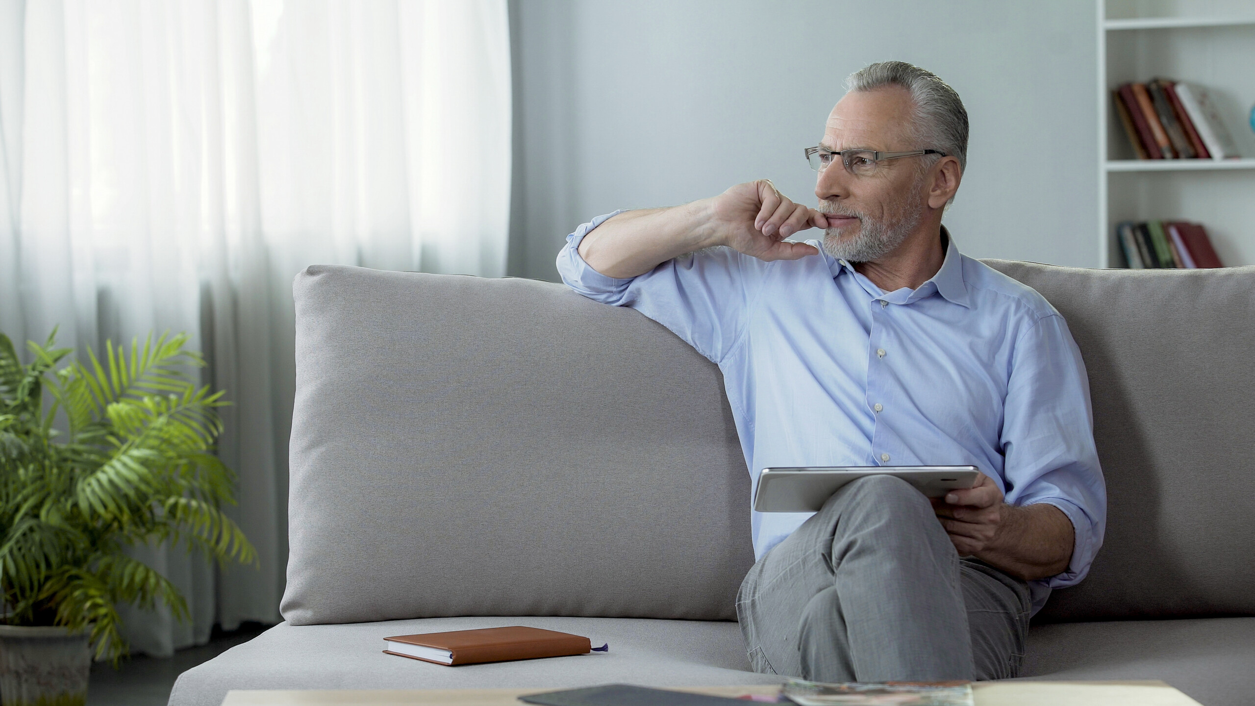 Improve weekend recovery for doctors and physician work-life balance by reducing weekend spillover that fuels sunday evening dread and burnout.