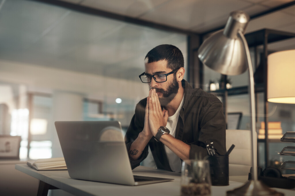 Learn the difference between normal anxiety and persistent anxiety, and when symptoms may indicate an anxiety disorder requiring professional support.
