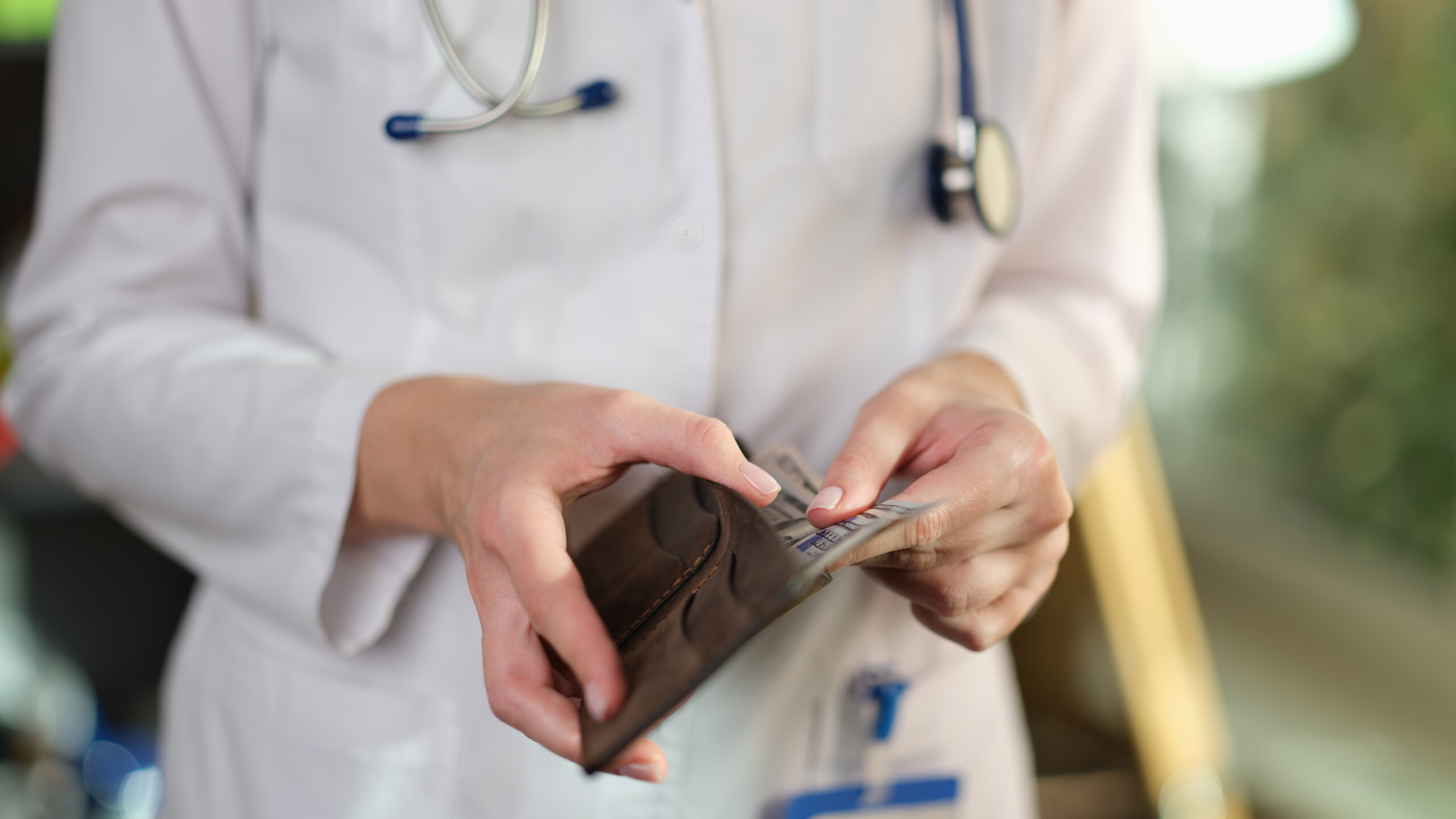 Explore extra income for physicians, physician side income, paid healthcare market research, professional reputation and conflicts of interest.